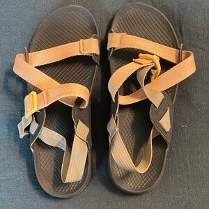 Chaco light pink and gray Sandals size 7 EUC